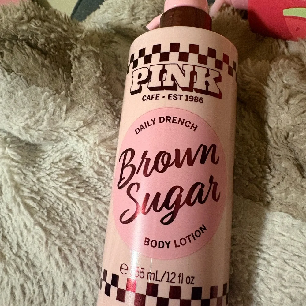 PINK Victoria's Secret Pink & Brown Brown Sugar Body Lotion